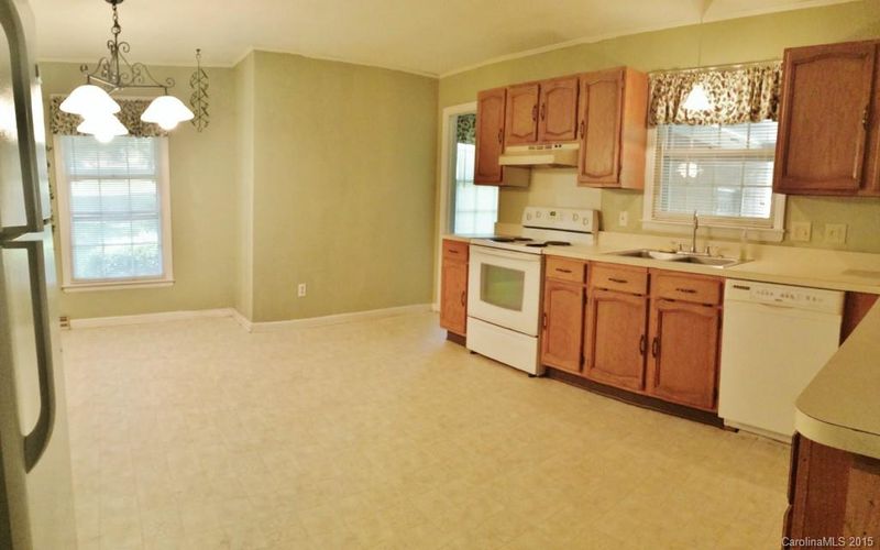 129 Devine St, Stanley, NC 28164