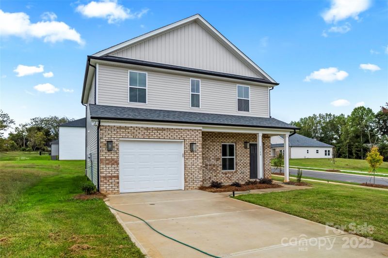 1540 Solitude Ct, Kannapolis, NC 28081