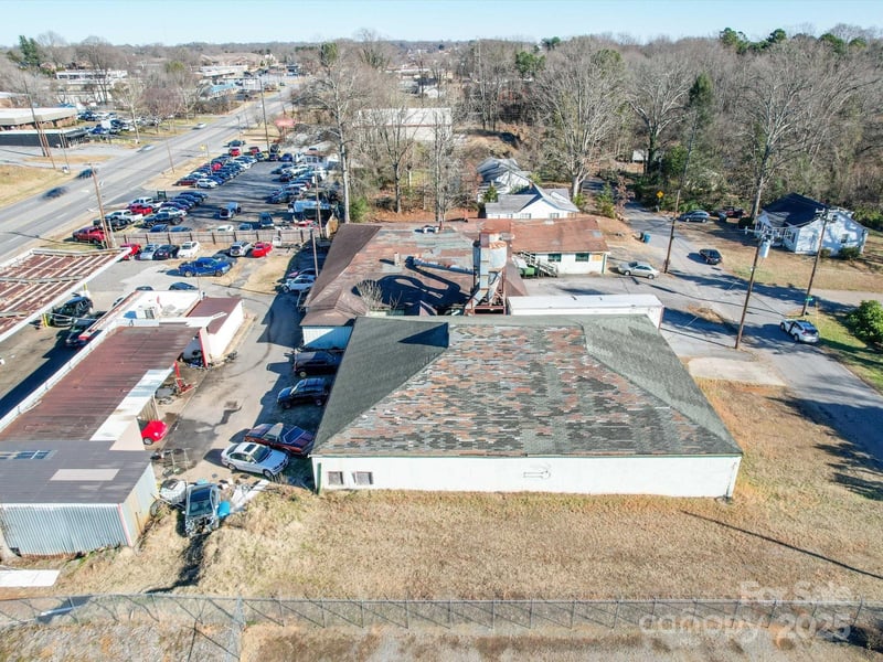 1510 10th Ave SW, Hickory, NC 28602