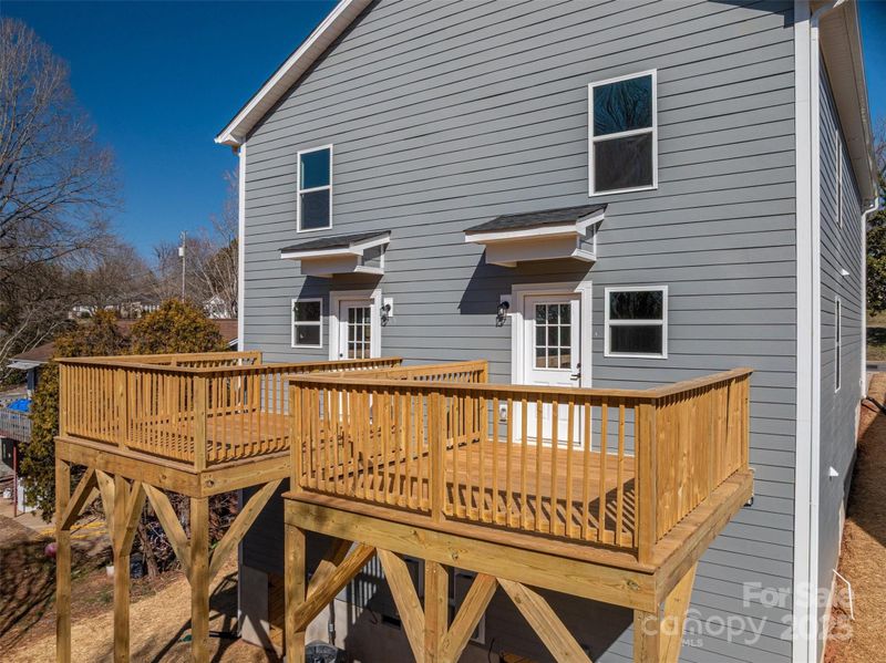 709 - 711 7th Ave SW, Hickory, NC 28602