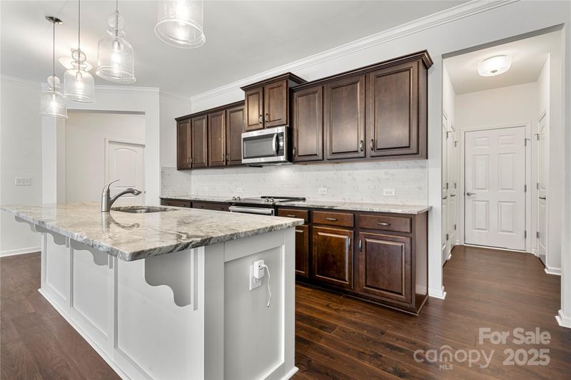 10159 Lakeshore Dr, Lancaster, SC 29720