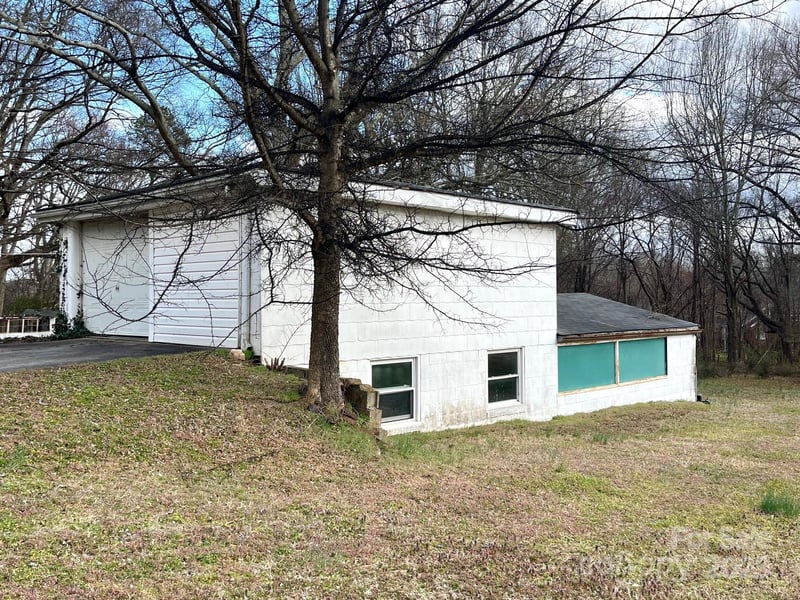 4137 Poplar Tent Rd, Concord, NC 28027
