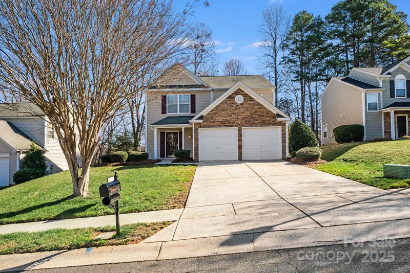 6636 Rustic View Ct, Charlotte, NC 28216