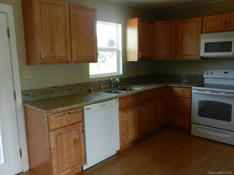 1385 Old Mill Rd, Lincolnton, NC 28092