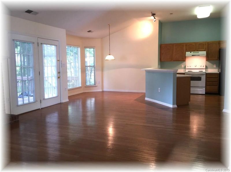 701 Wild Oak Ct, Charlotte, NC 28216