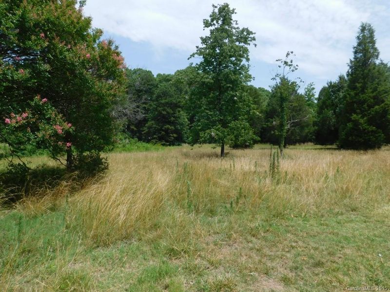 6220 Tuckaseegee Rd, Kannapolis, NC 28081