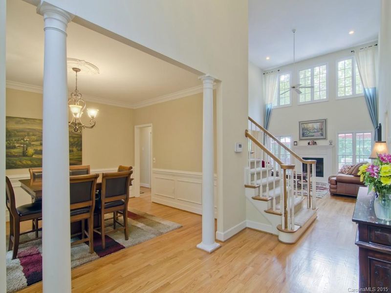 6367 Fox Chase Dr, Davidson, NC 28036