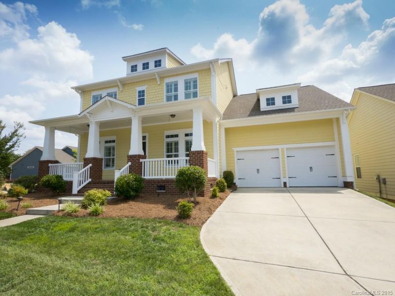 19116 Cypress Garden Dr, Davidson, NC 28036