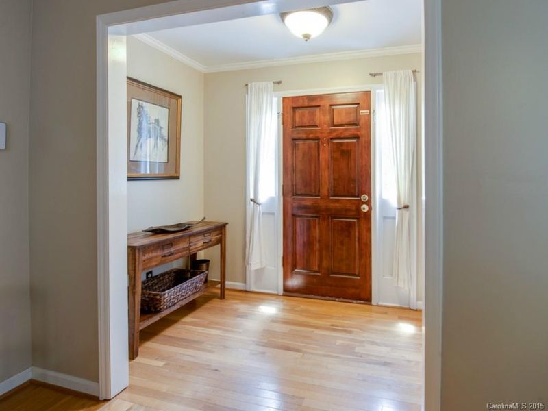 7046 Rocky Falls Rd, Charlotte, NC 28211