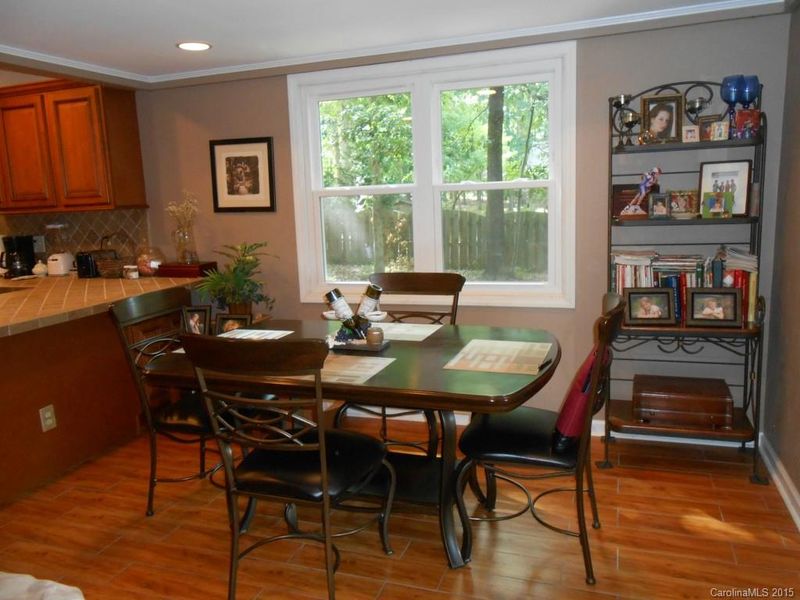 2400 Kimway Dr #21, Matthews, NC 28105