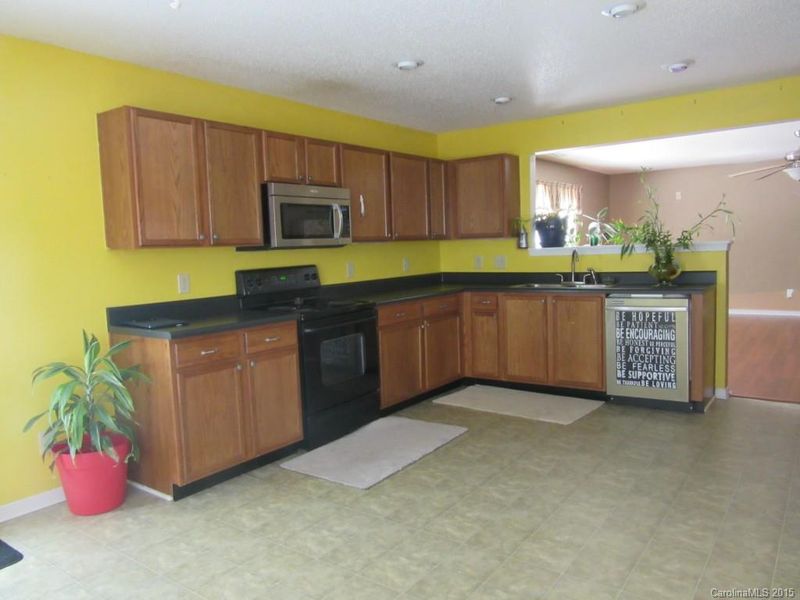 5327 Bendix Ct #3, Harrisburg, NC 28075