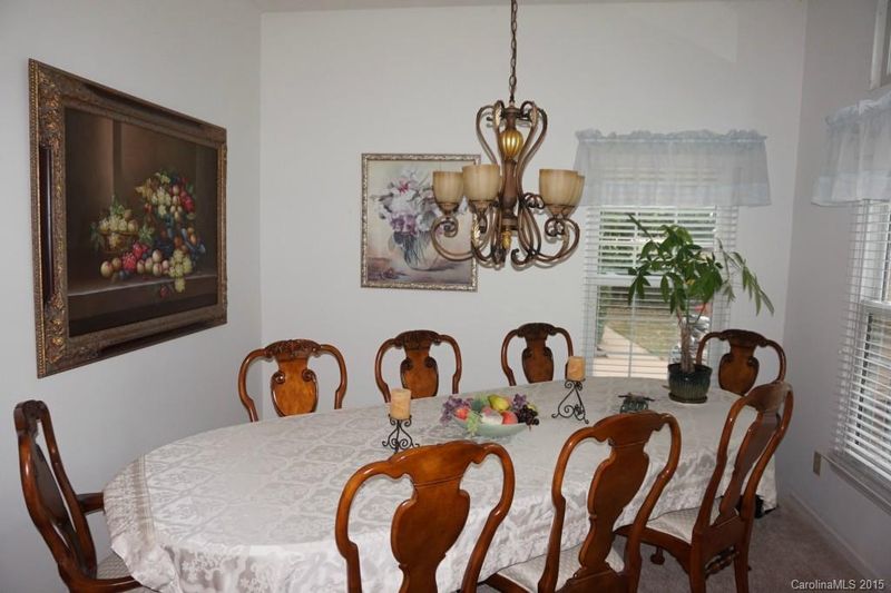 12216 Hickory Knoll Ct, Matthews, NC 28105