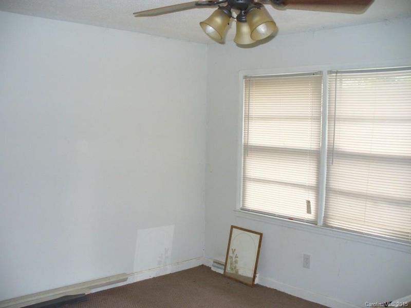 2738 Crescent Ln, Gastonia, NC 28052