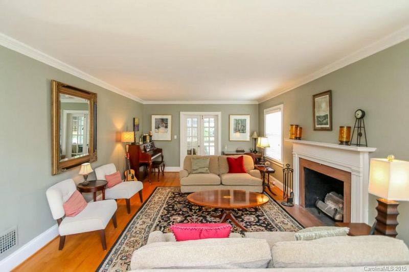 343 Ridgewood Ave, Charlotte, NC 28209