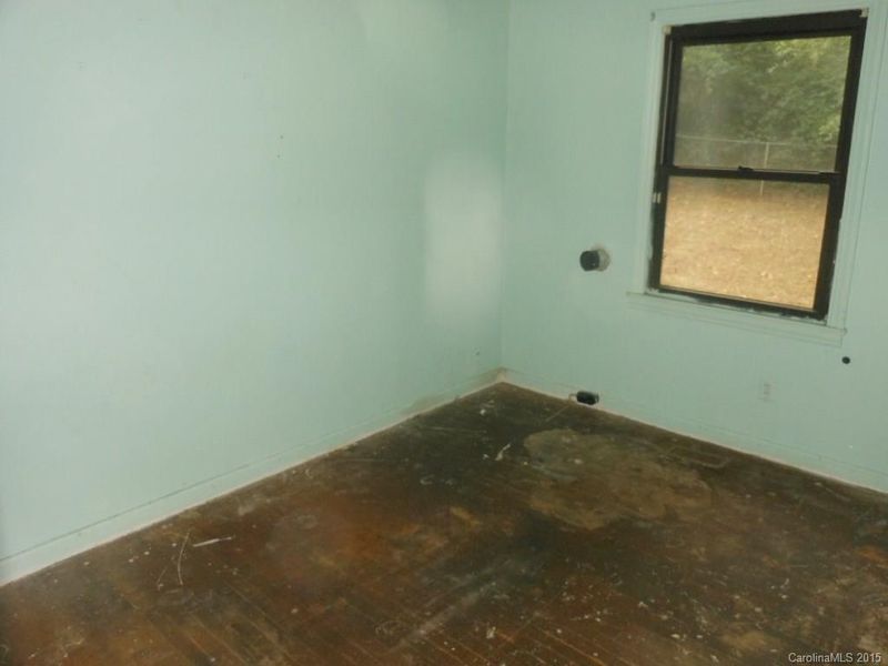 608 E 8th Ave, Gastonia, NC 28054