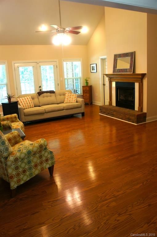 348 Craig Manor Rd, Lancaster, SC 29720