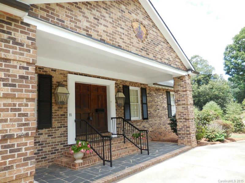 11 Secrest Ave, Belmont, NC 28012