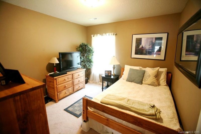 117 Newport Dr, Kannapolis, NC 28081