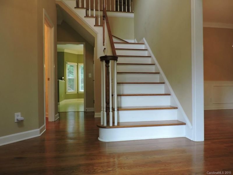 6800 Silverwood Ln, Charlotte, NC 28215