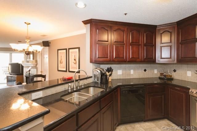 1017 Southwest Dr #17, Davidson, NC 28036