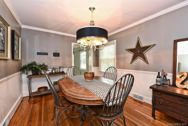 5111 Addison Dr, Charlotte, NC 28211