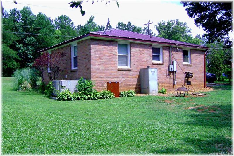 4849 Charlotte Hw, Lancaster, SC 29720