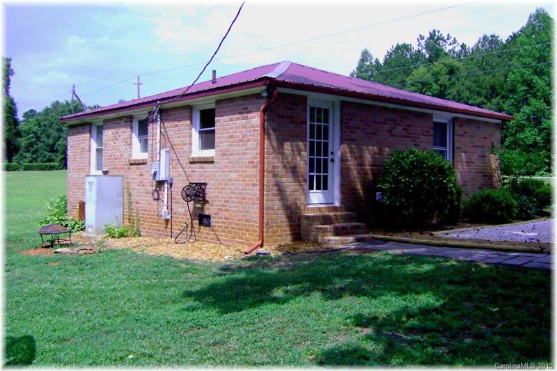 4849 Charlotte Hw, Lancaster, SC 29720