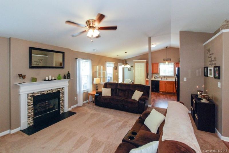 3704 Nuthatch Dr, Indian Trail, NC 28079