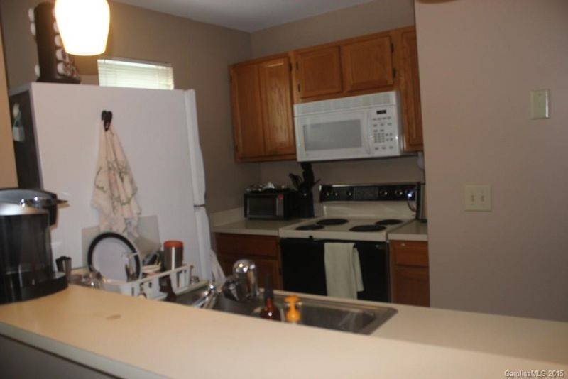 717 Southwest Dr #17, Davidson, NC 28036