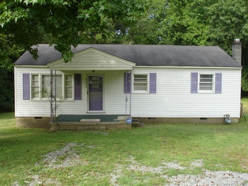 2322 Circle Dr, Great Falls, SC 29055