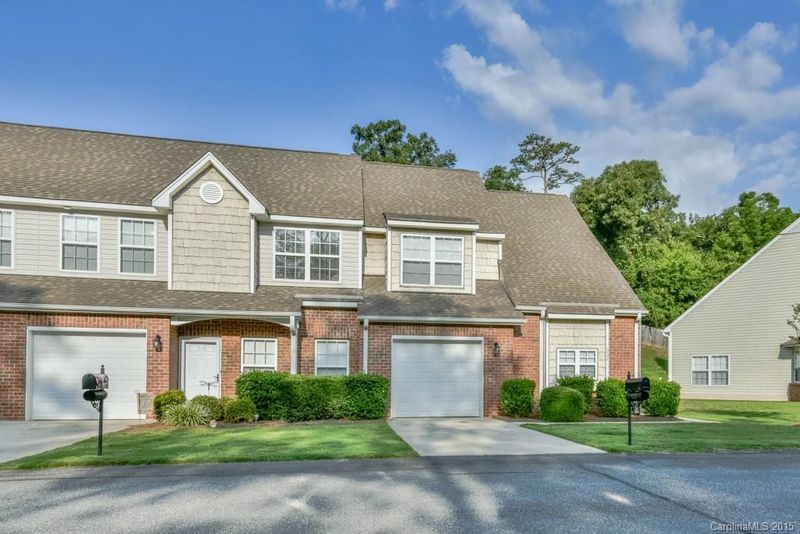 322 Valley Brook Ln #322, Concord, NC 28025