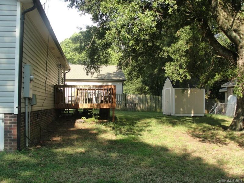 670 Sunderland Rd, Concord, NC 28027