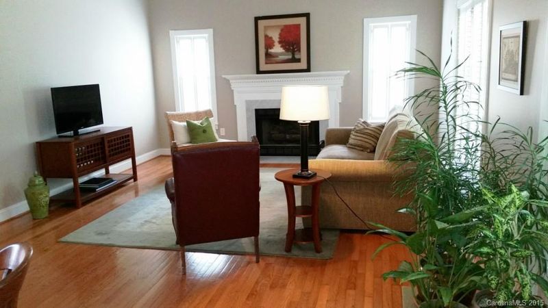 9110 Twilight Hill Ct, Charlotte, NC 28277
