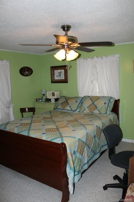 800 Walnut St, Belmont, NC 28012