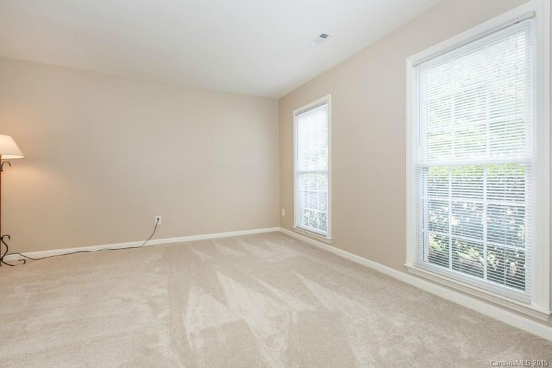 9900 Manbey Ct, Charlotte, NC 28269