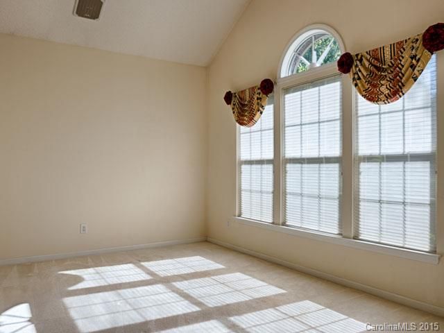 103 Lake Davidson Cir, Davidson, NC 28036