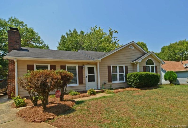 10532 Queensmead Cir, Charlotte, NC 28273