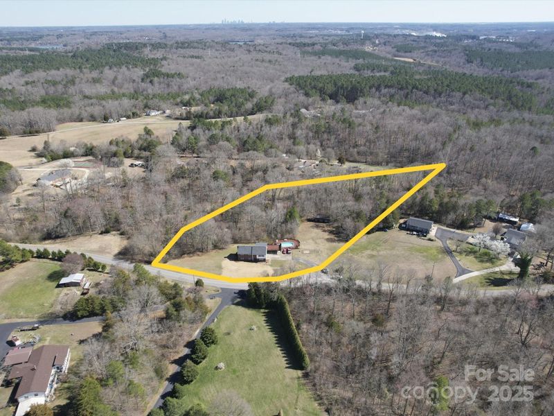 257 Hickory Hill Ln, Stanley, NC 28164