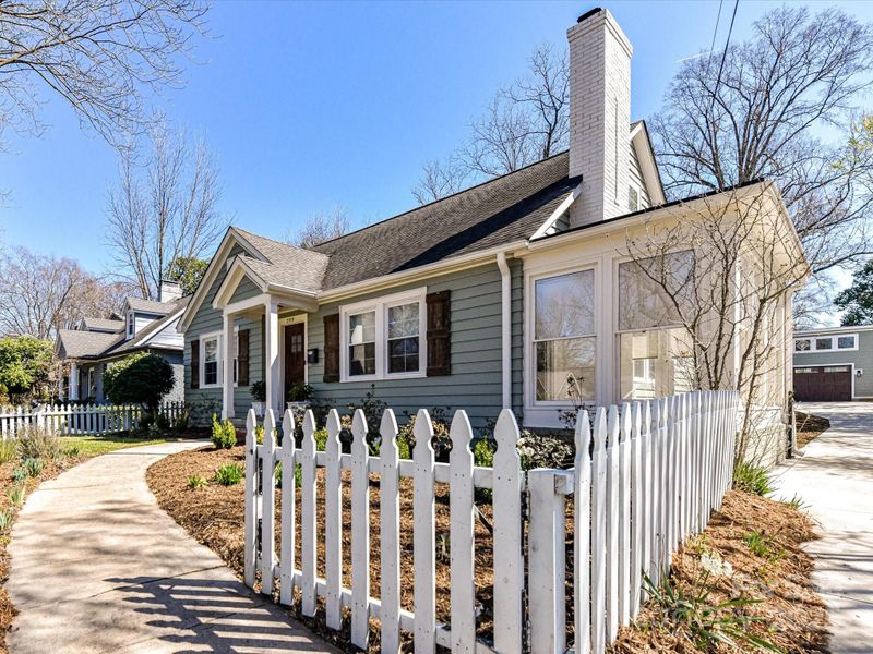 2919 Park Rd, Charlotte, NC 28209