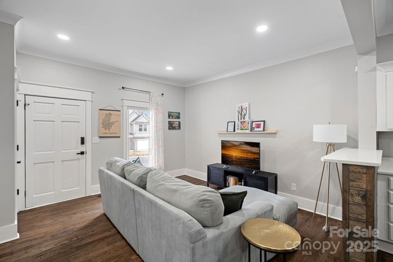 504 Leland St, Charlotte, NC 28214