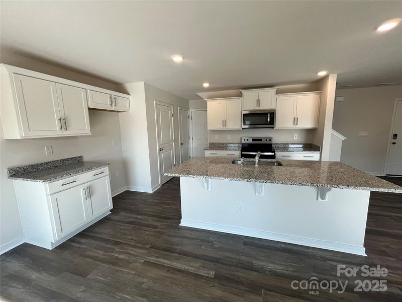 812 N Naughton St, Chester, SC 29706