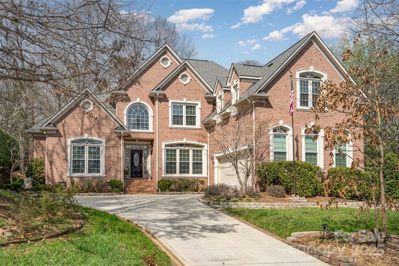 4828 Beth Ln, Harrisburg, NC 28075