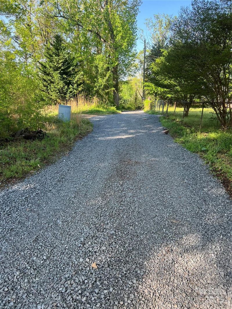000 Reese Dr, Gastonia, NC 28056