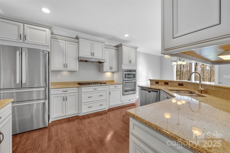 141 Planters Dr, Statesville, NC 28677