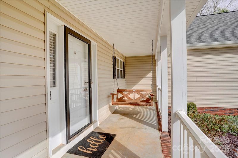 4205 Ore Bank Dr, Lincolnton, NC 28092