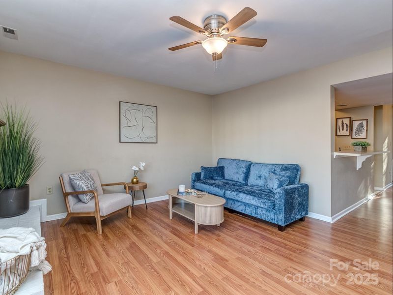 10901 Carmel Crossing Rd, Charlotte, NC 28226
