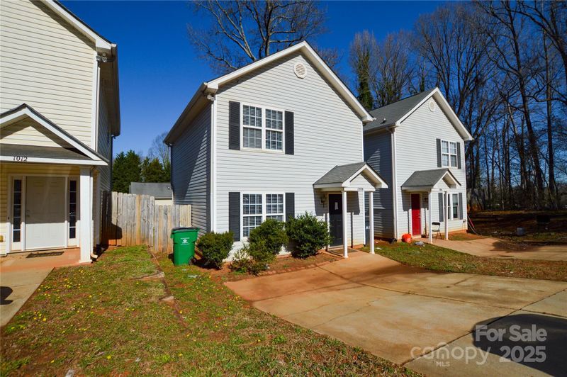 1008 Beaugard Dr, Charlotte, NC 28208