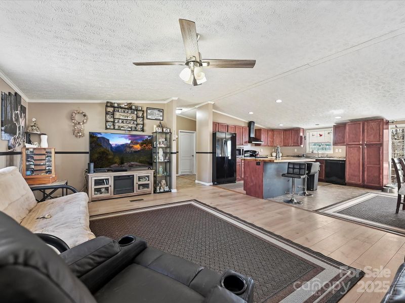 170 Louise Dr, Mooresville, NC 28115