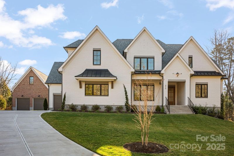 810 Martingale Ln, Davidson, NC 28036