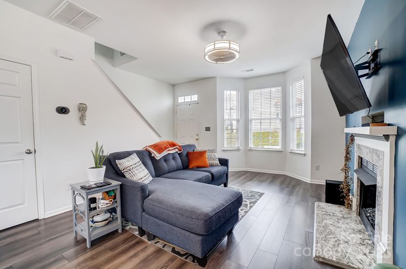 405 Goldstaff Ln, Charlotte, NC 28273